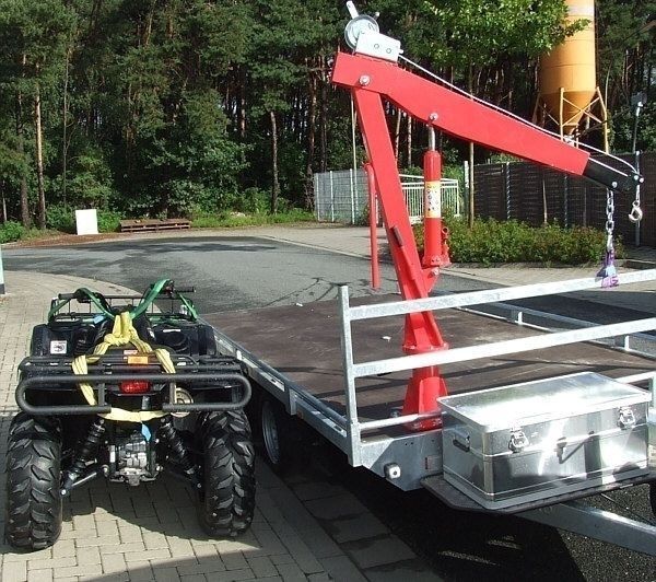 Schwenkkran / Pickupkran PUK 900 kg mit Seilwinde